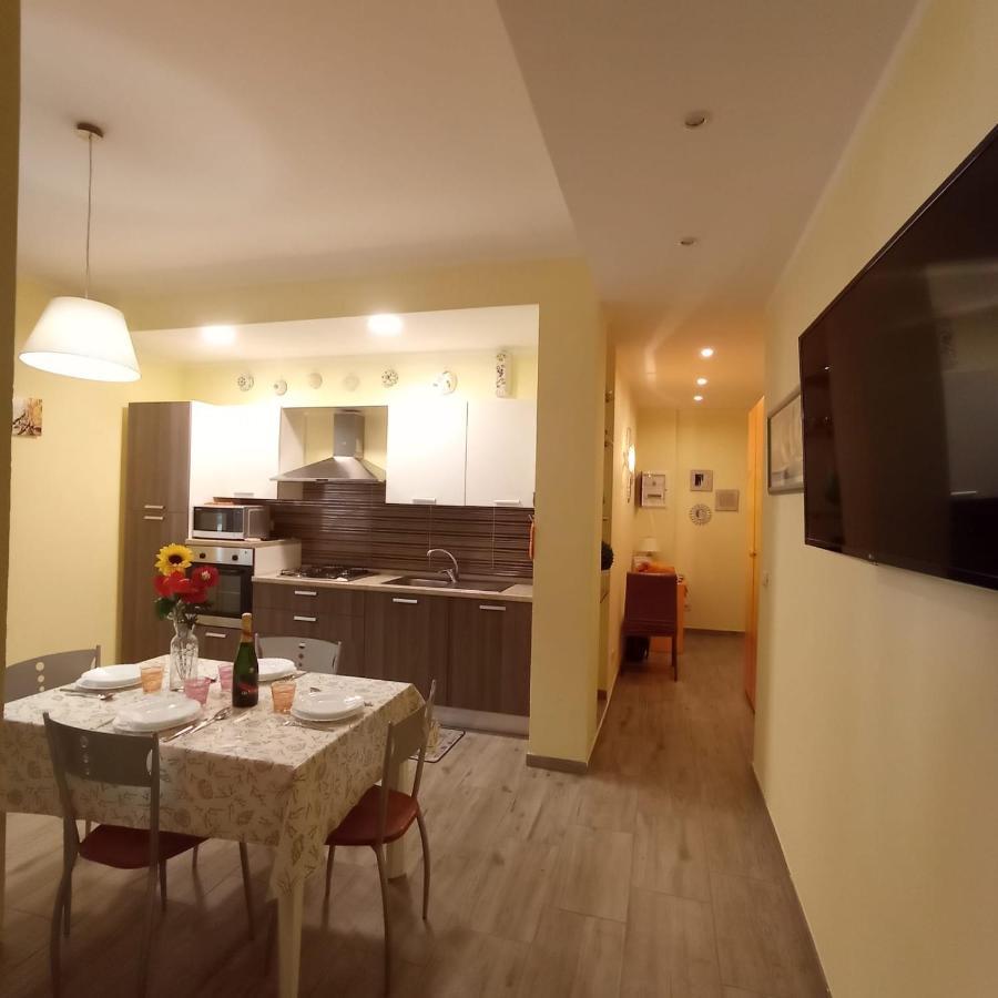 Piazza Mazzini 21 Apartment Loano Bagian luar foto